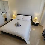 Benidorm Ambra شقة